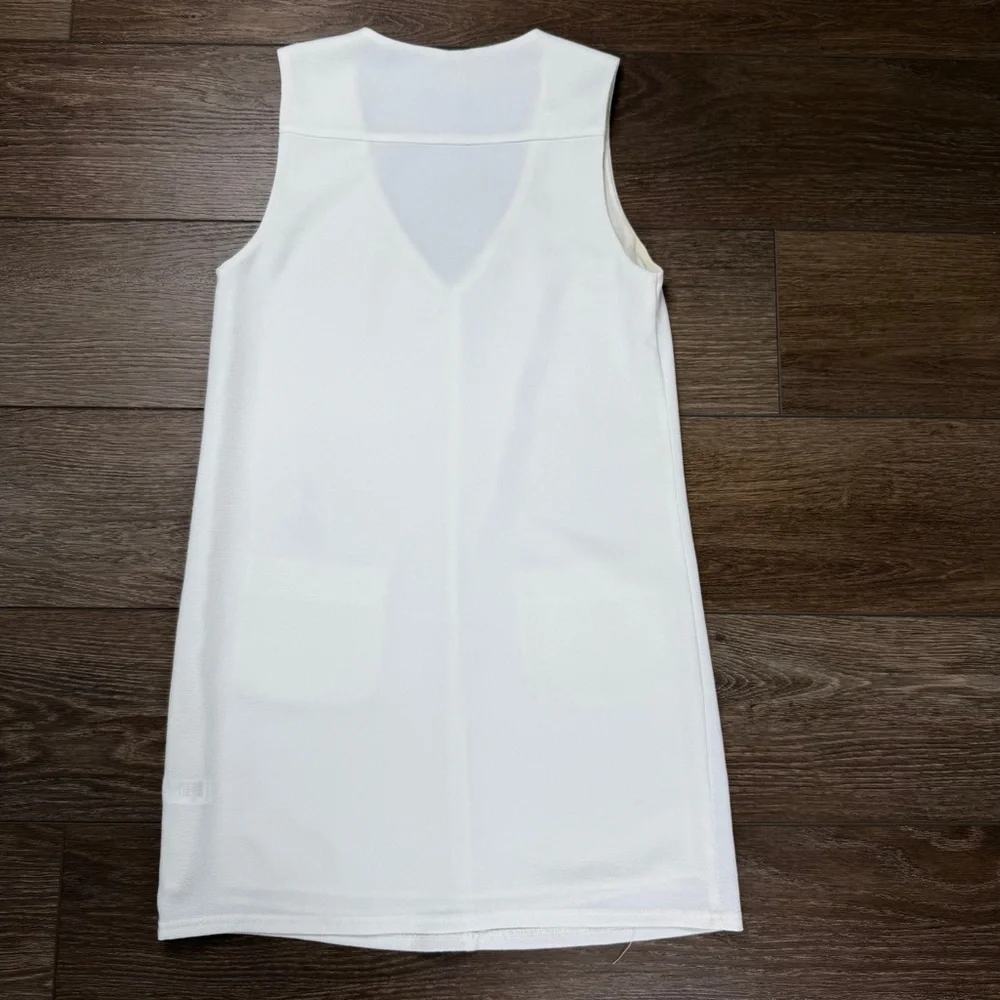 TopShop Pocket Shift Dress, V-Neck, White, Size 4, Polyester, Summer - Picture 7 of 13